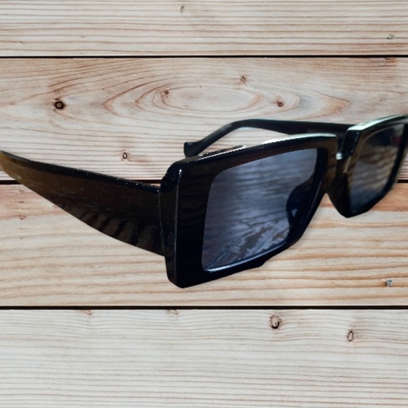 Bulky square fashion sunglasses - Picture 4 of 4